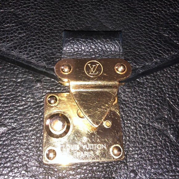 Louis Vuitton crossbody - Picture 2 of 7